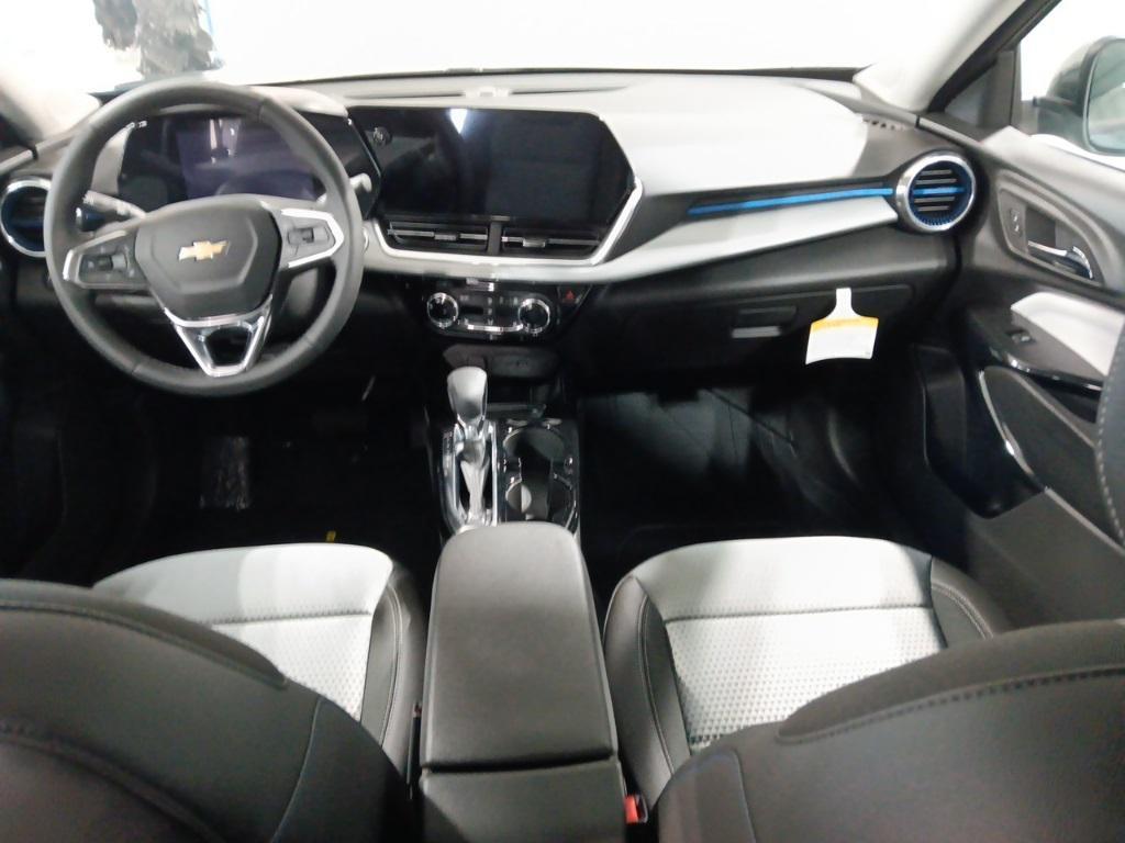 new 2025 Chevrolet Trax car, priced at $25,750