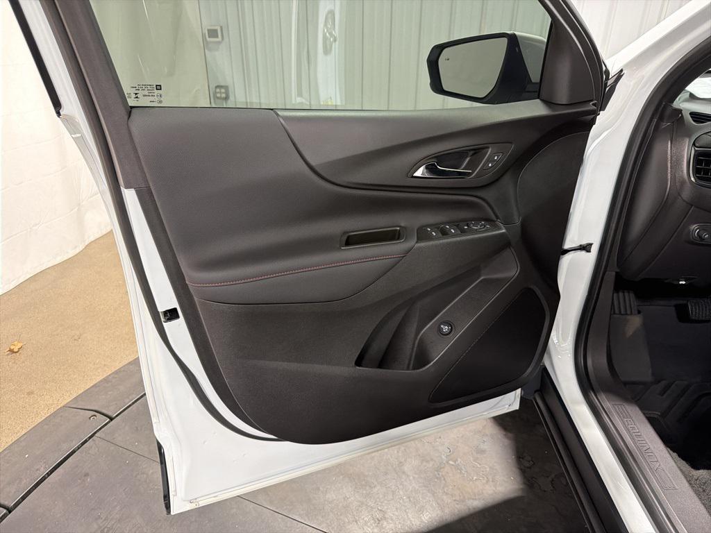 used 2024 Chevrolet Equinox car, priced at $28,983