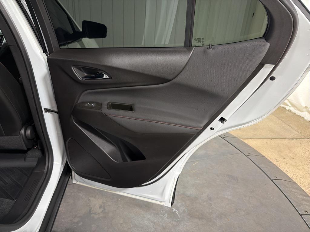 used 2024 Chevrolet Equinox car, priced at $28,983