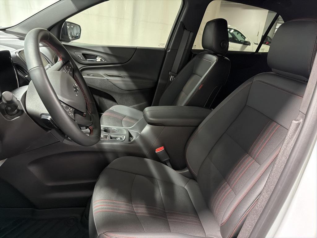 used 2024 Chevrolet Equinox car, priced at $28,983