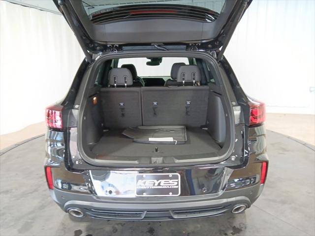 new 2025 Chevrolet TrailBlazer car, priced at $34,030