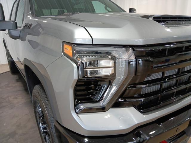 new 2025 Chevrolet Silverado 3500 car, priced at $87,370