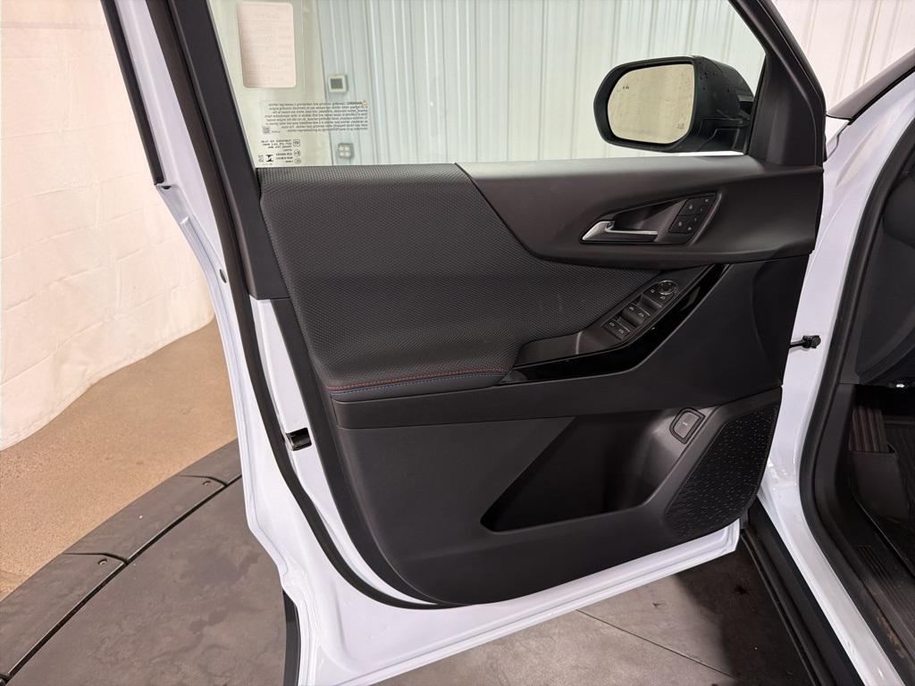 new 2026 Chevrolet Equinox car, priced at $42,105