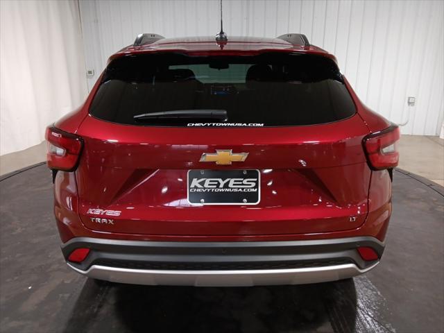 new 2025 Chevrolet Trax car, priced at $25,735