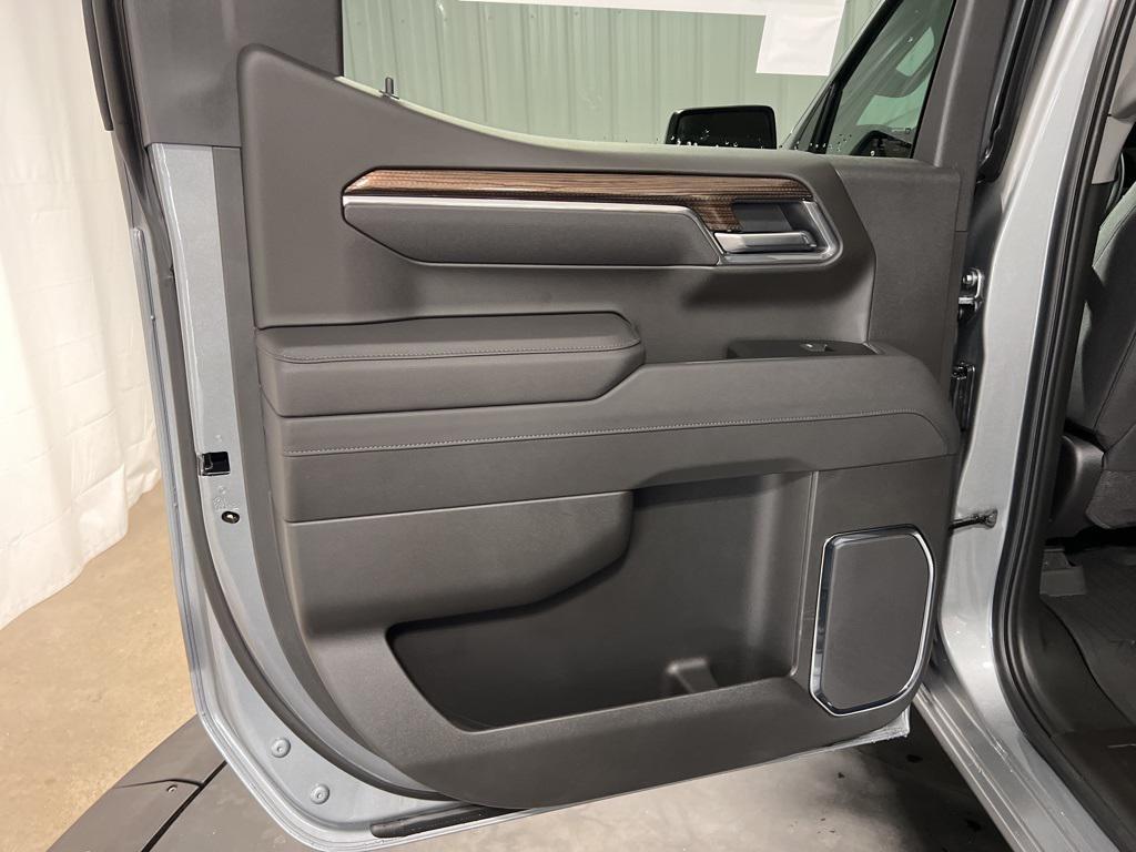 new 2026 Chevrolet Silverado 1500 car, priced at $68,700