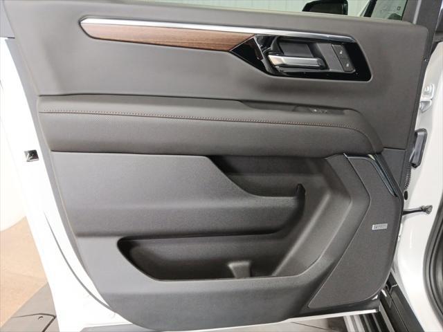 new 2025 Chevrolet Suburban car, priced at $97,090