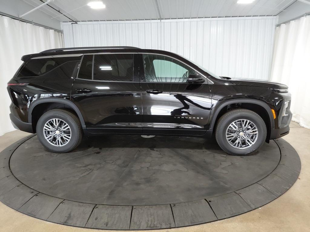 new 2026 Chevrolet Traverse car, priced at $47,345