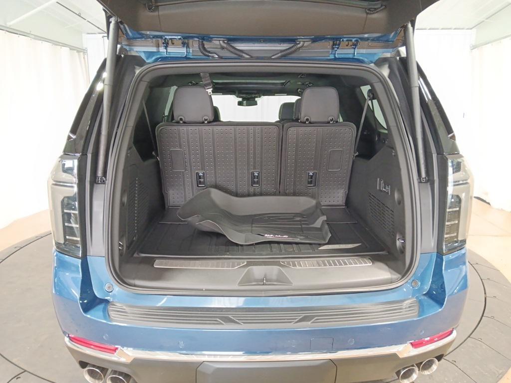new 2025 Chevrolet Suburban car, priced at $87,350
