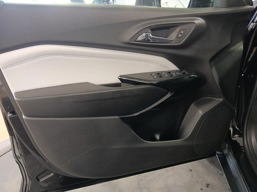 new 2025 Chevrolet Trax car, priced at $25,750