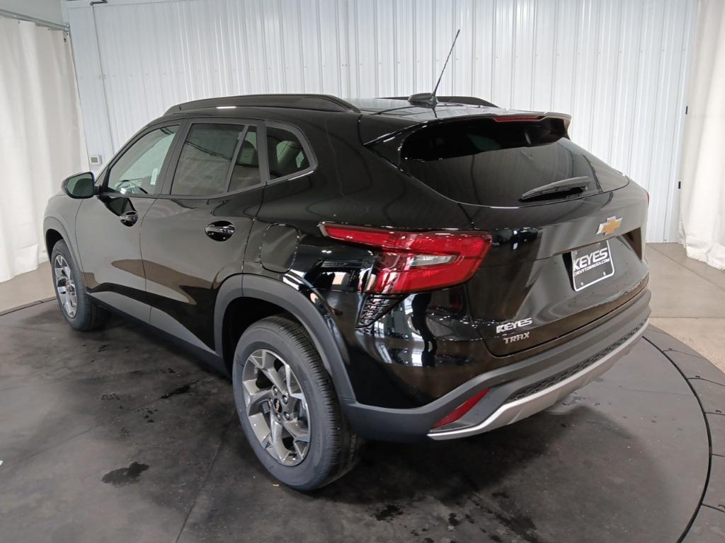 new 2025 Chevrolet Trax car, priced at $25,750