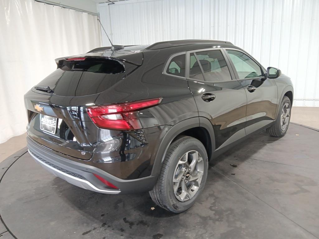 new 2025 Chevrolet Trax car, priced at $25,750