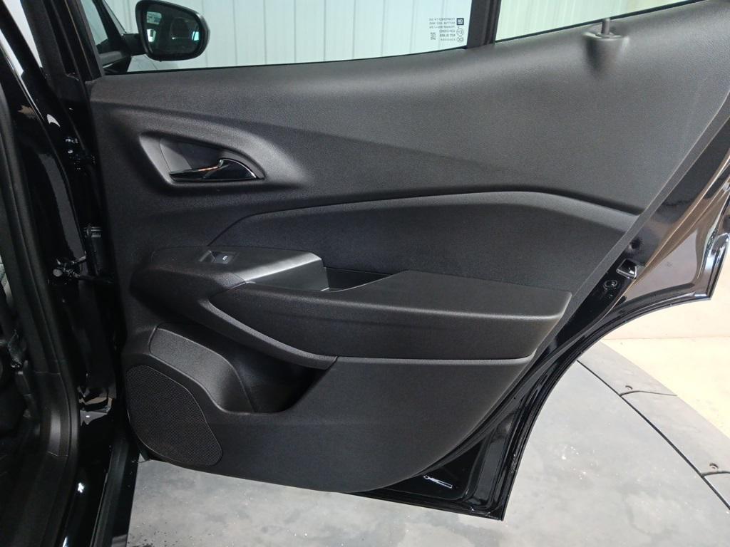 new 2025 Chevrolet Trax car, priced at $25,750