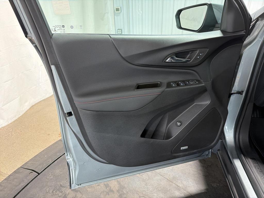 used 2023 Chevrolet Equinox car, priced at $28,483