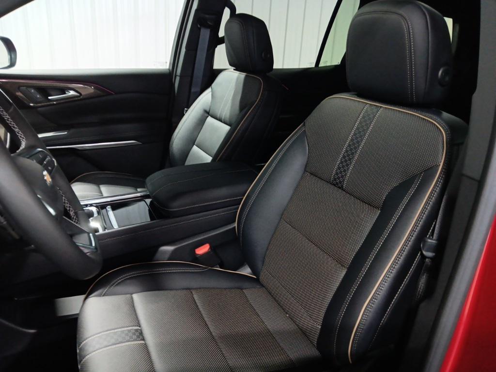 new 2026 Chevrolet Traverse car, priced at $61,710