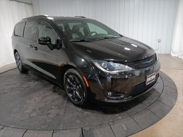 used 2020 Chrysler Pacifica Hybrid car, priced at $24,983