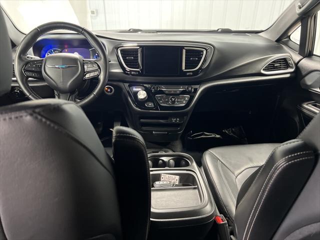 used 2020 Chrysler Pacifica Hybrid car, priced at $24,983