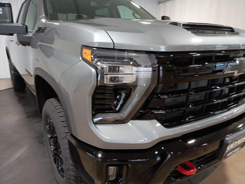 new 2025 Chevrolet Silverado 3500 car, priced at $69,755