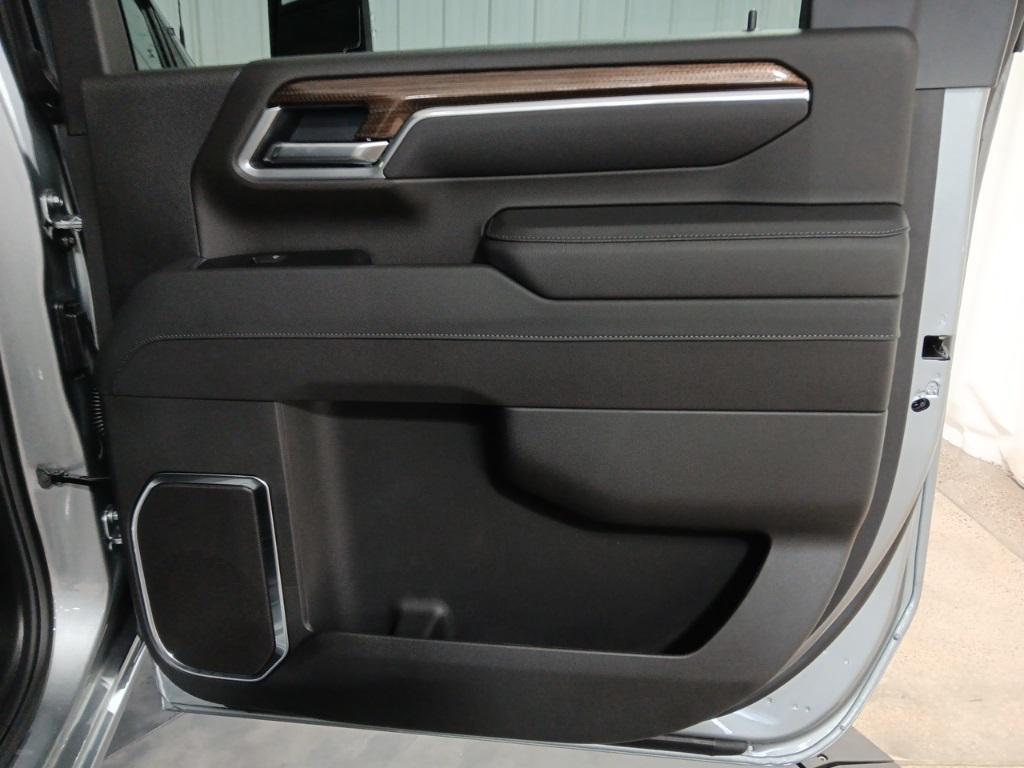 new 2025 Chevrolet Silverado 3500 car, priced at $69,755