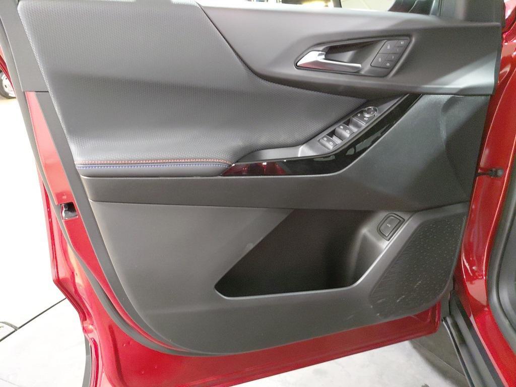 new 2026 Chevrolet Equinox car, priced at $39,165