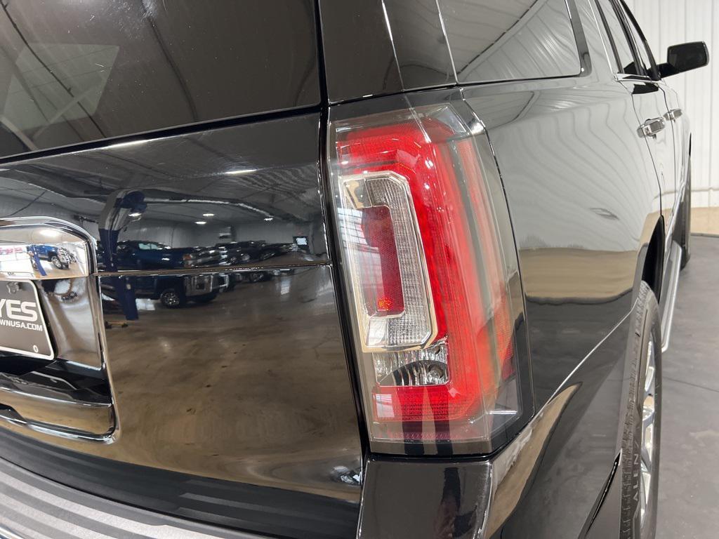 used 2019 GMC Yukon car, priced at $31,983