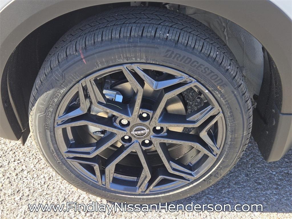 new 2025 Nissan Kicks car, priced at $27,880