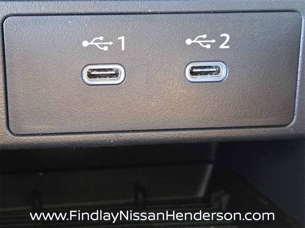 new 2025 Nissan Kicks car, priced at $27,880