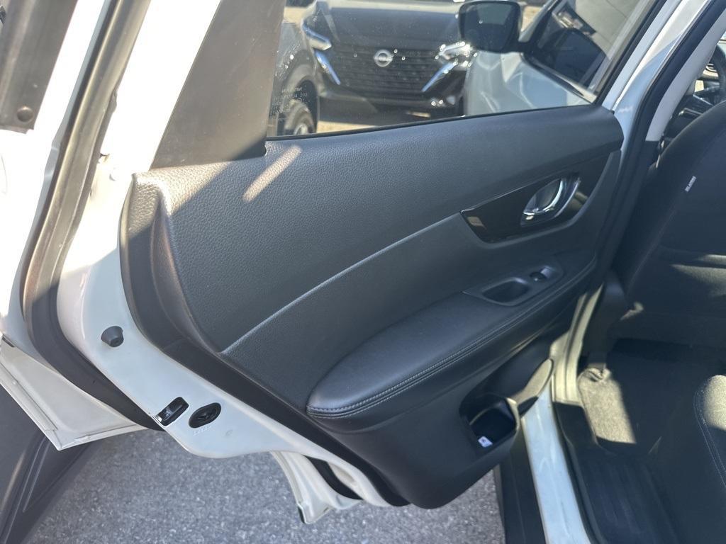 used 2019 Nissan Rogue car, priced at $18,984