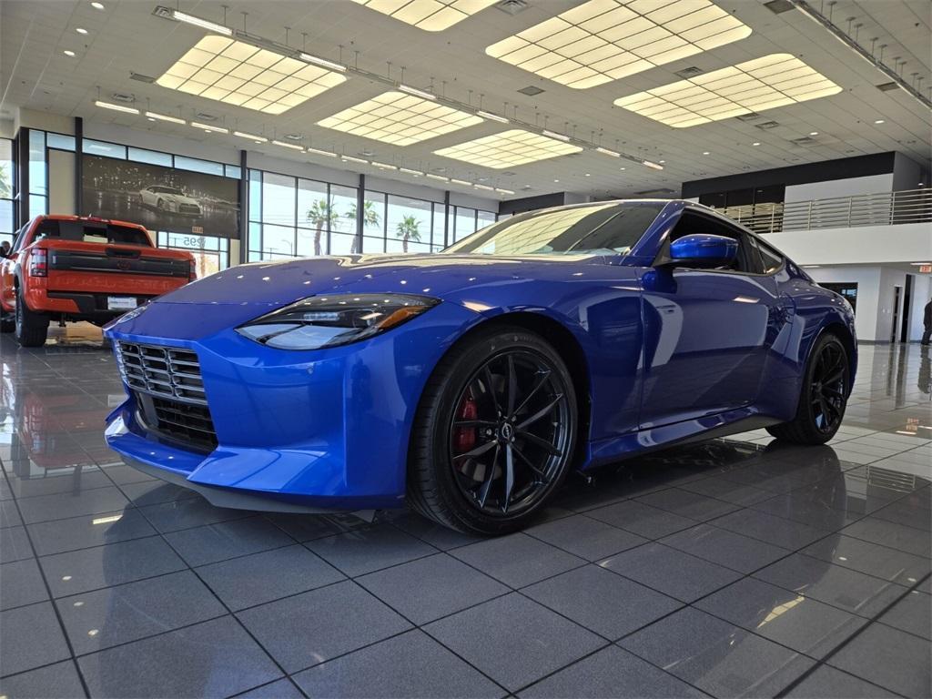 new 2025 Nissan Z car