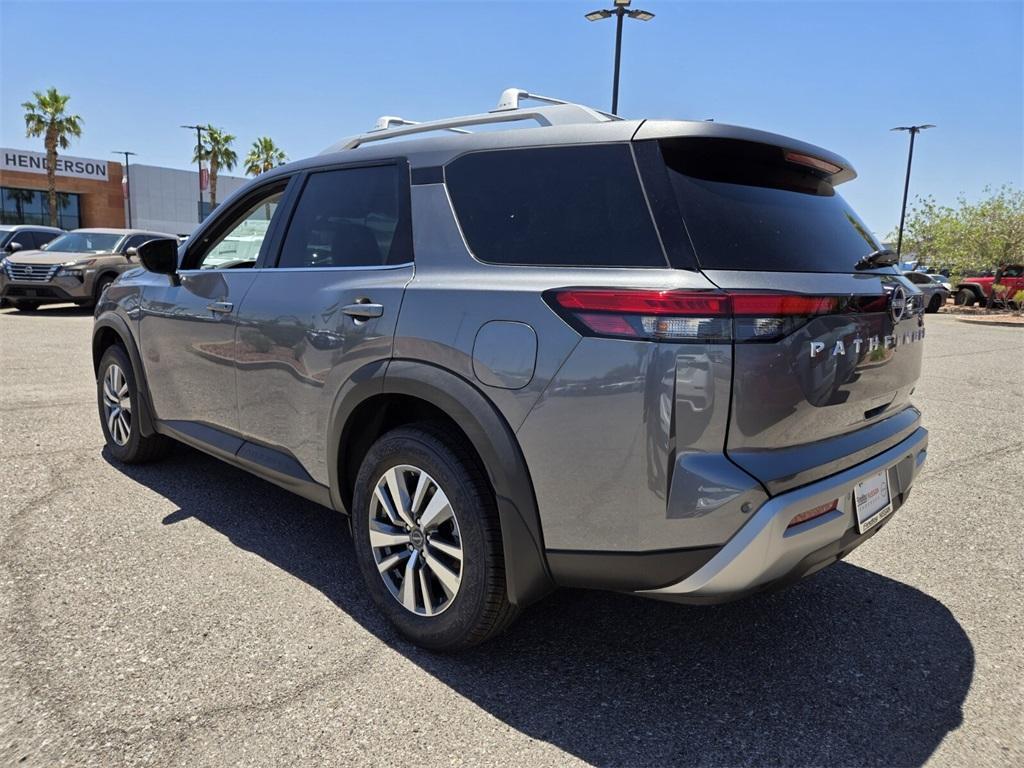 new 2025 Nissan Pathfinder car, priced at $42,213