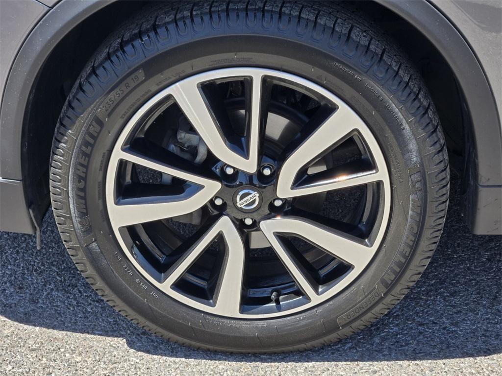 used 2020 Nissan Rogue car, priced at $16,484