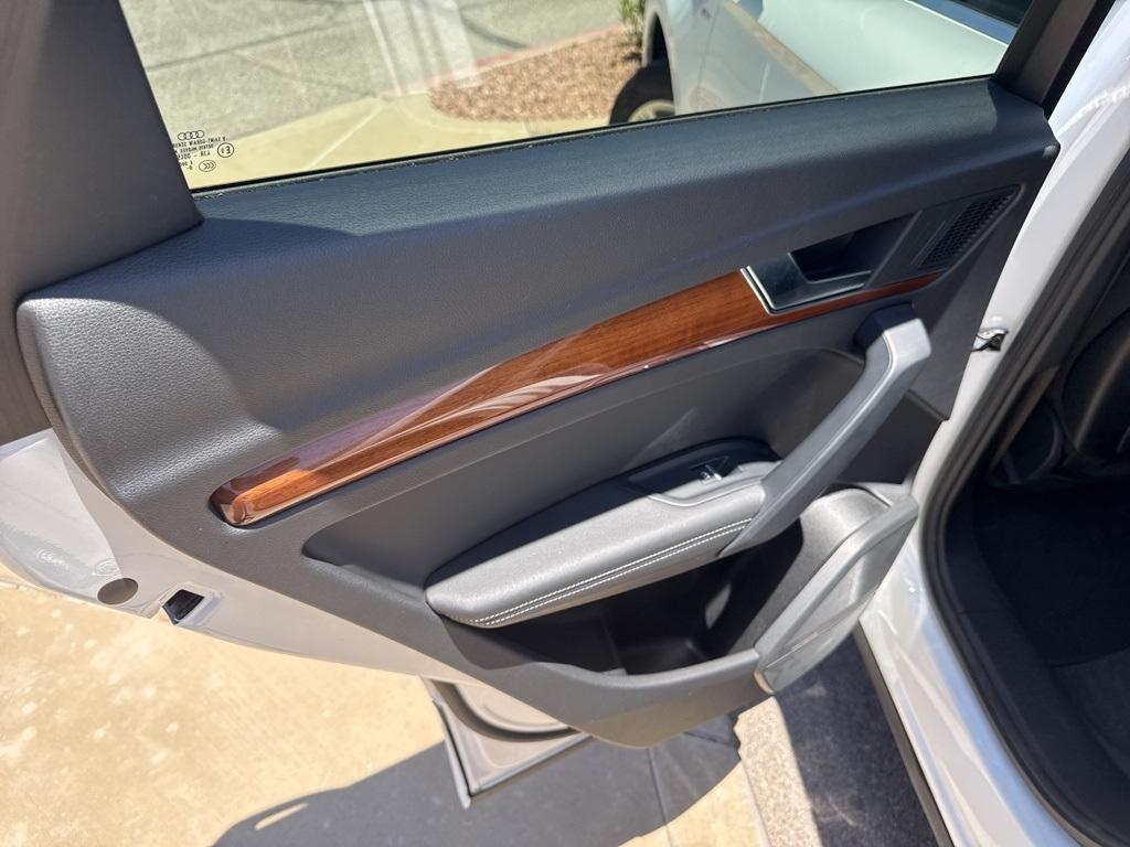 used 2021 Audi Q5 e car, priced at $30,984