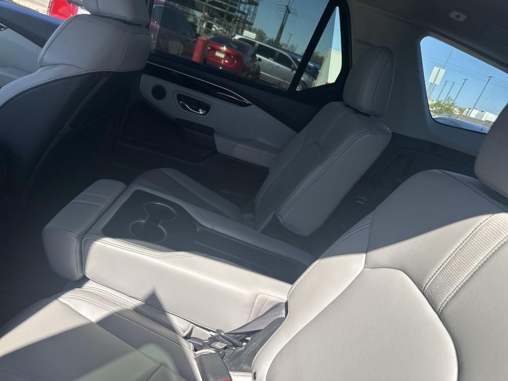 used 2023 Honda Pilot car, priced at $41,984