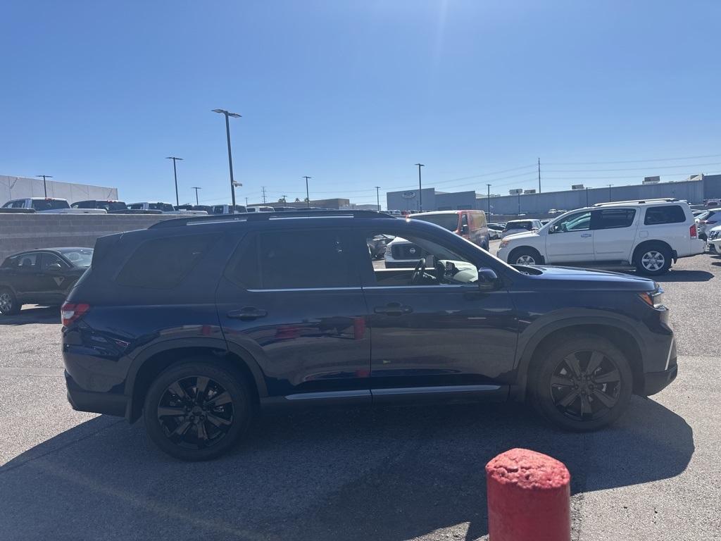 used 2023 Honda Pilot car, priced at $41,984