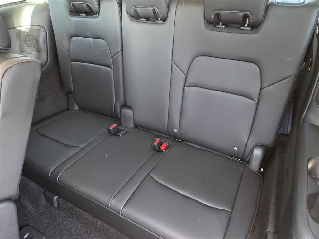 new 2025 Nissan Pathfinder car, priced at $48,729