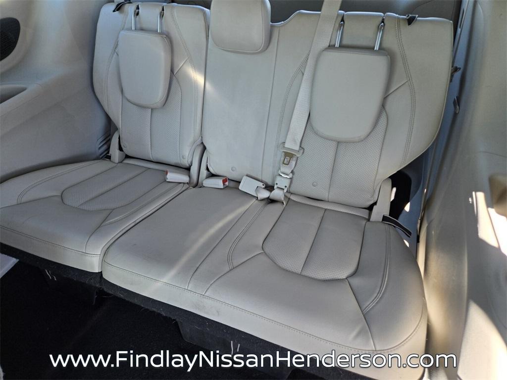 used 2018 Chrysler Pacifica car, priced at $13,984