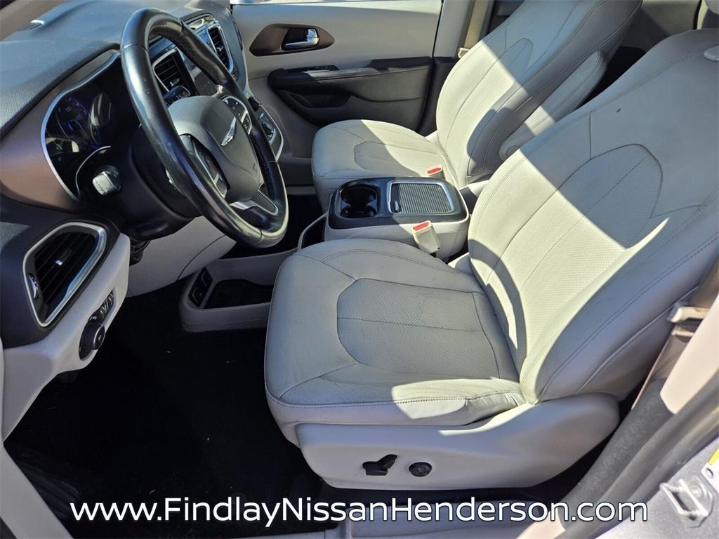 used 2018 Chrysler Pacifica car, priced at $13,984