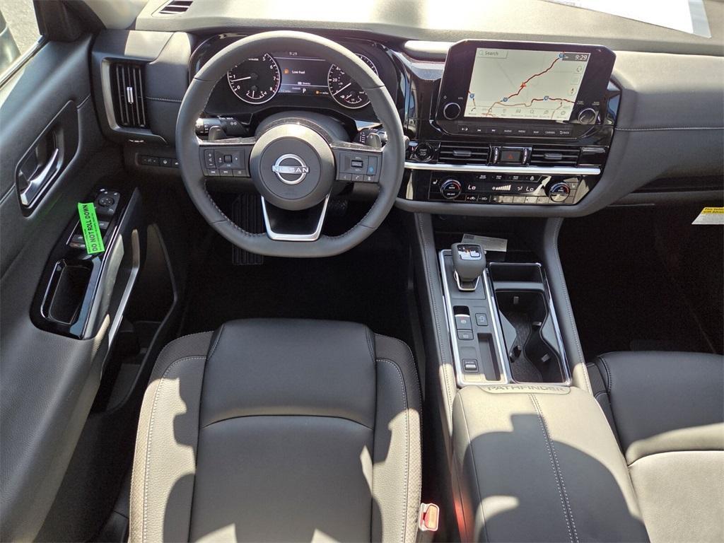 new 2025 Nissan Pathfinder car, priced at $42,220