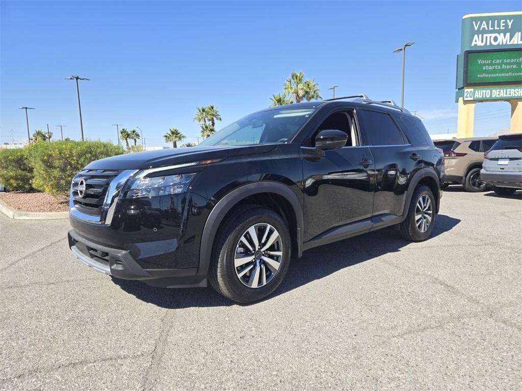 new 2025 Nissan Pathfinder car, priced at $44,110