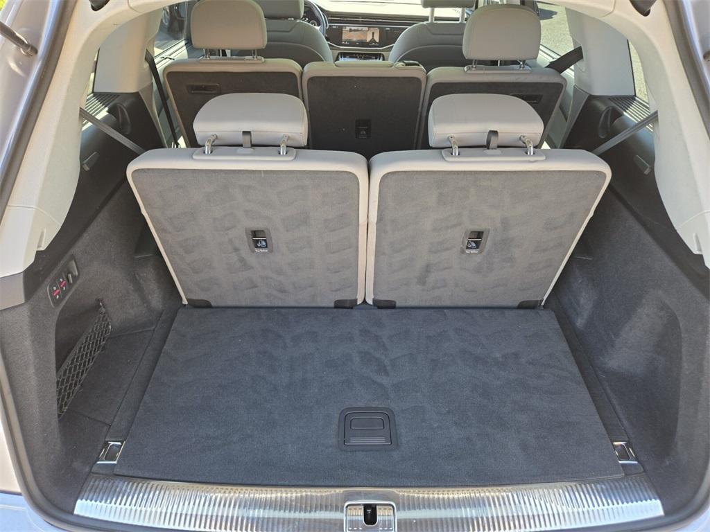 used 2020 Audi Q7 car, priced at $30,984