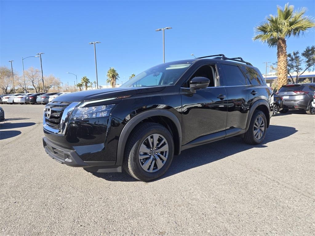 new 2025 Nissan Pathfinder car, priced at $40,492