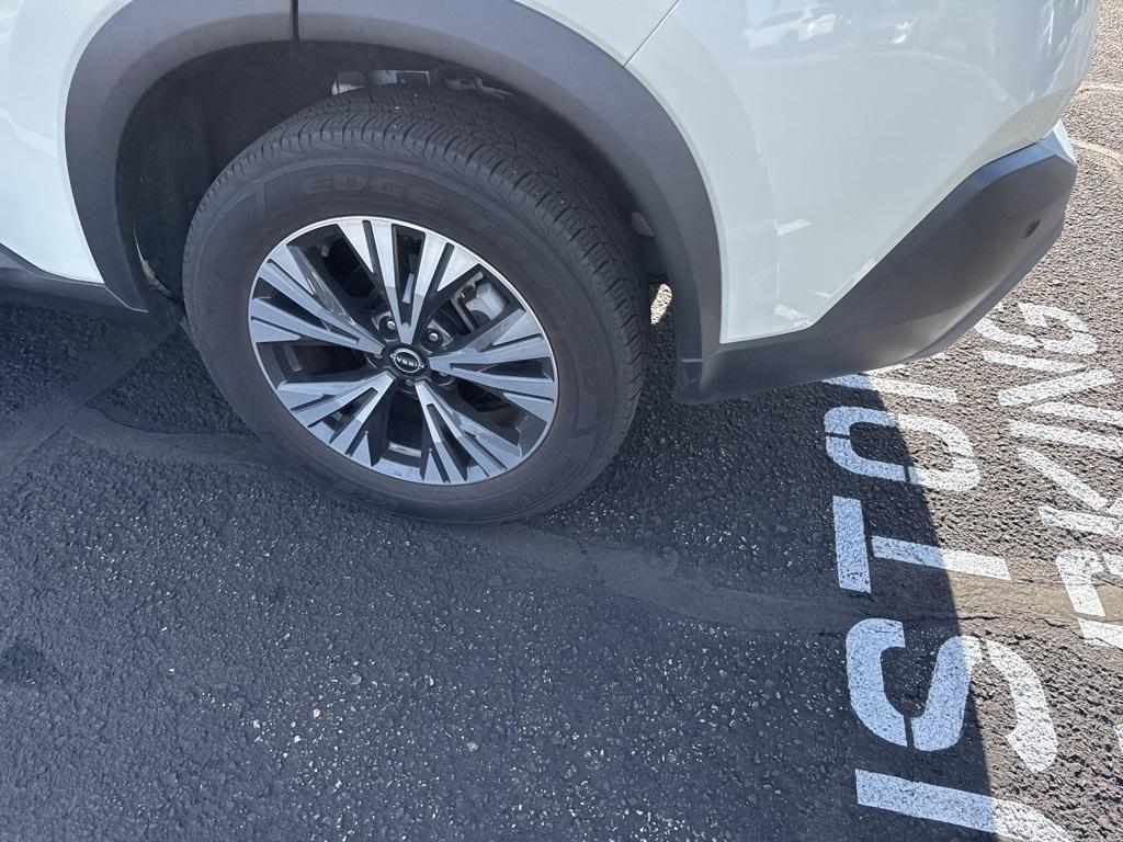 used 2023 Nissan Rogue car, priced at $19,984