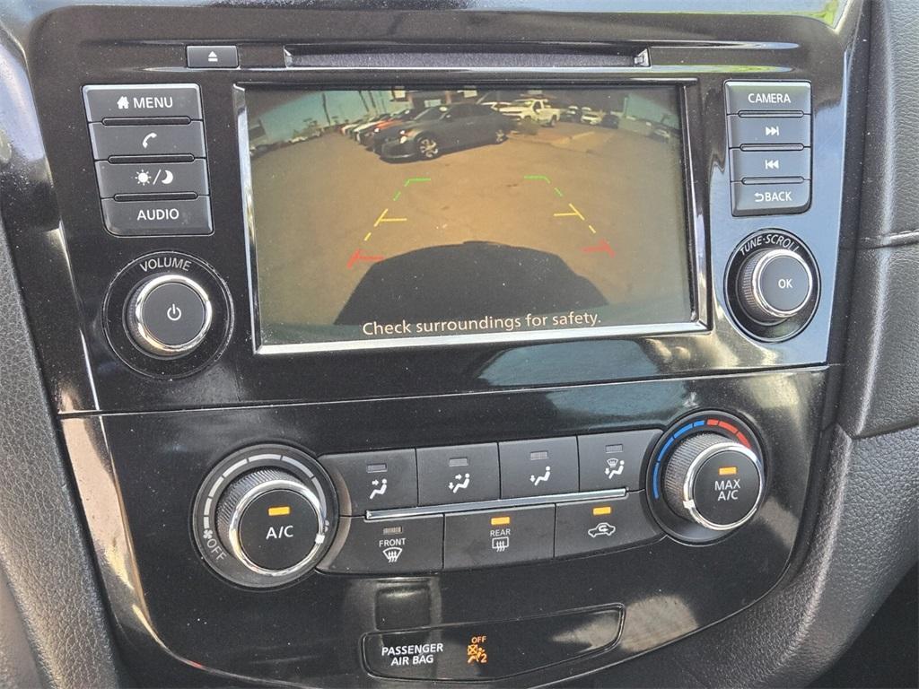 used 2020 Nissan Rogue car, priced at $15,749