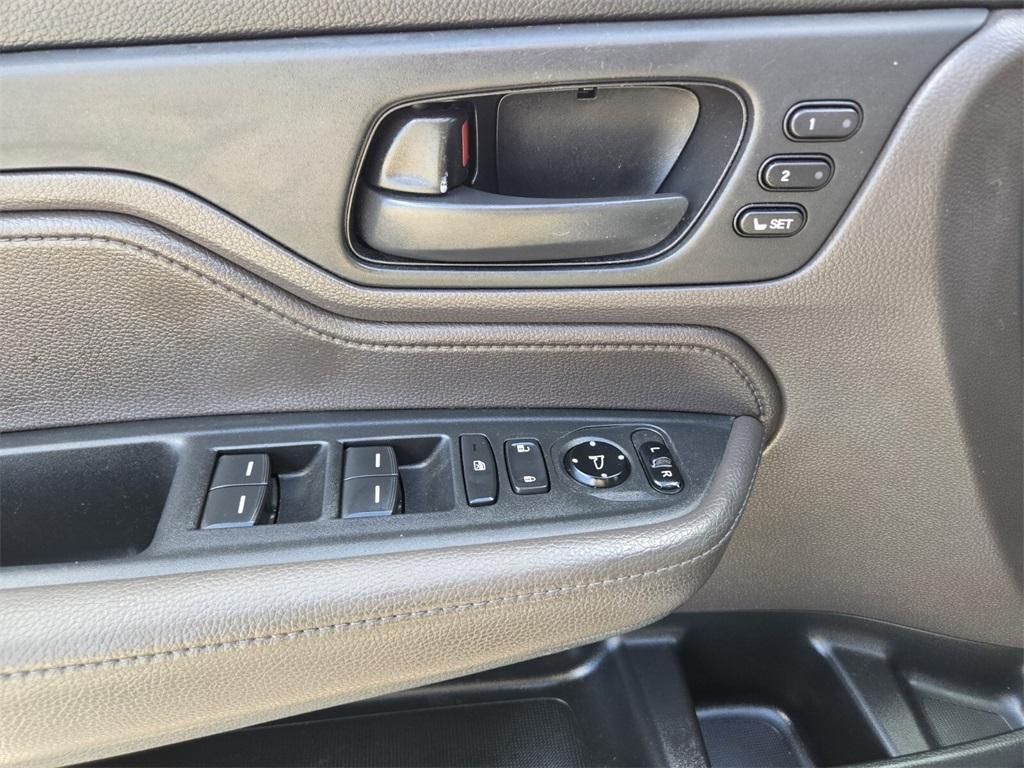 used 2019 Honda Odyssey car, priced at $23,749