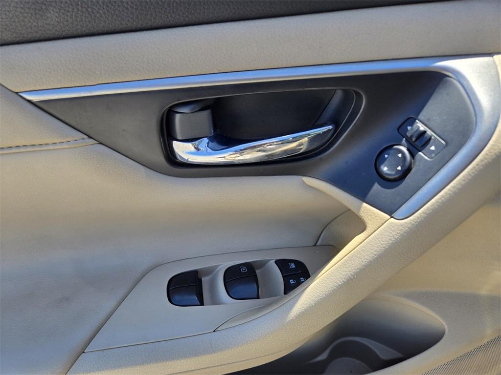 used 2015 Nissan Altima car, priced at $12,984