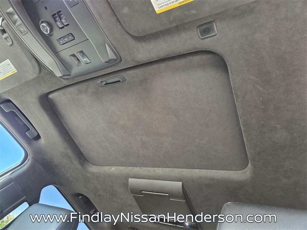 used 2017 Cadillac Escalade ESV car, priced at $32,749