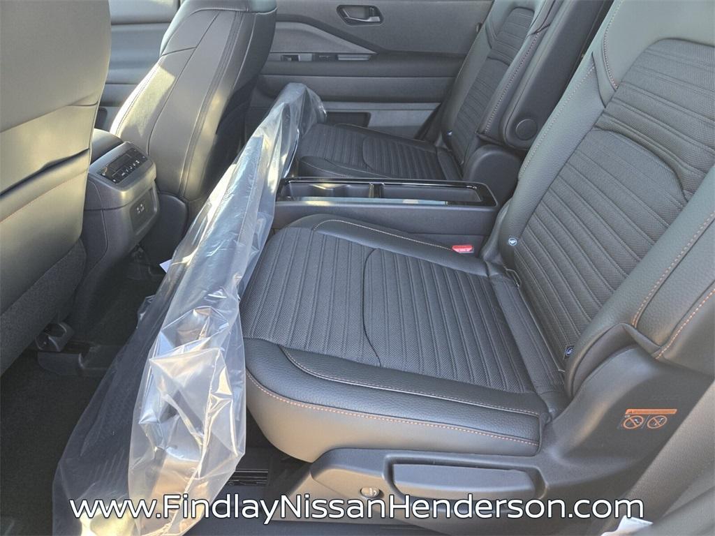 new 2025 Nissan Pathfinder car, priced at $41,620