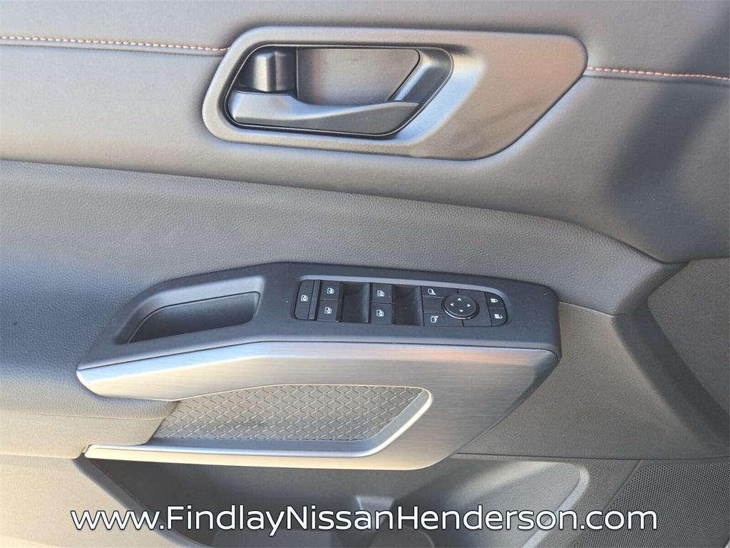 new 2025 Nissan Pathfinder car, priced at $41,620