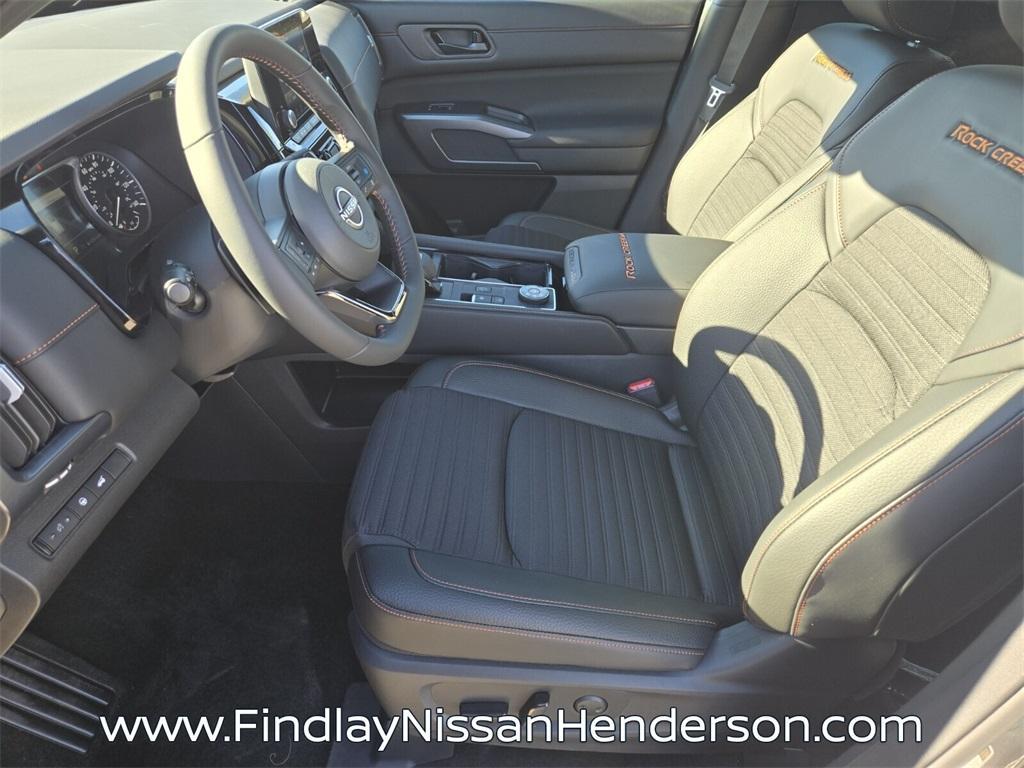 new 2025 Nissan Pathfinder car, priced at $41,620
