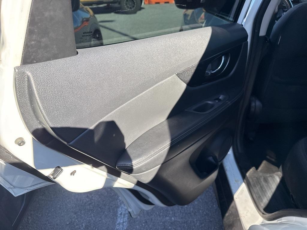 used 2018 Nissan Rogue car, priced at $13,484