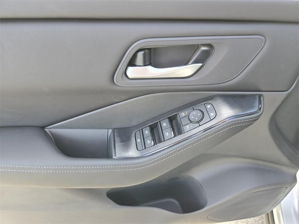 new 2025 Nissan Rogue car, priced at $30,831